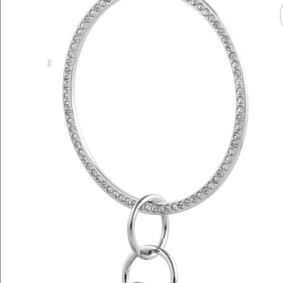 Red and White Crystal Soccer ⚽️ Clutch, 5.5” D, comes with a 47” chain - Picture 6 of 7